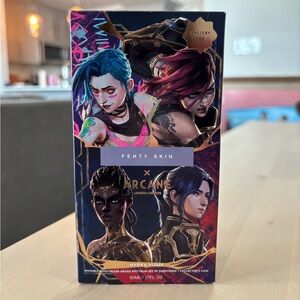 RARE COLLECTOR’s MYSTERY CASE Fenty Beauty x Arcane Hydra Visor Moisturizer